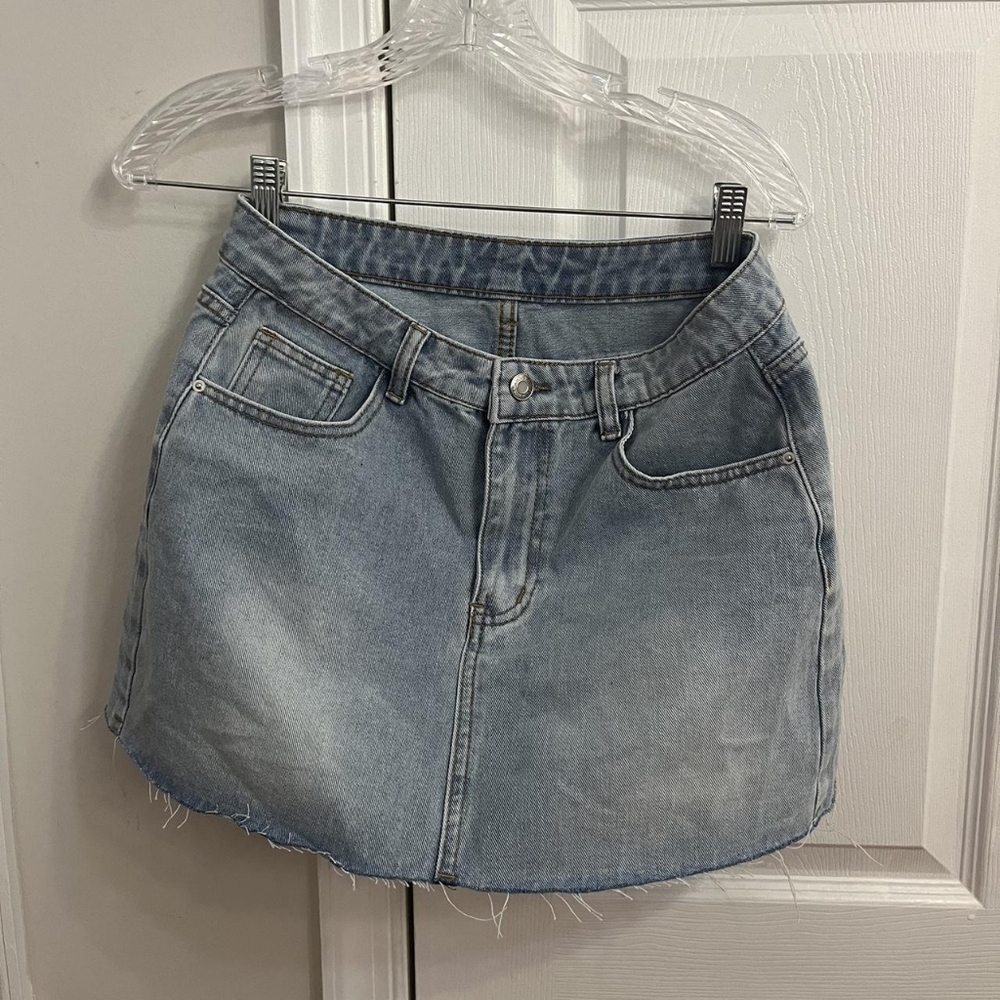 SHEIN Light Blue Denim Mini Skirt